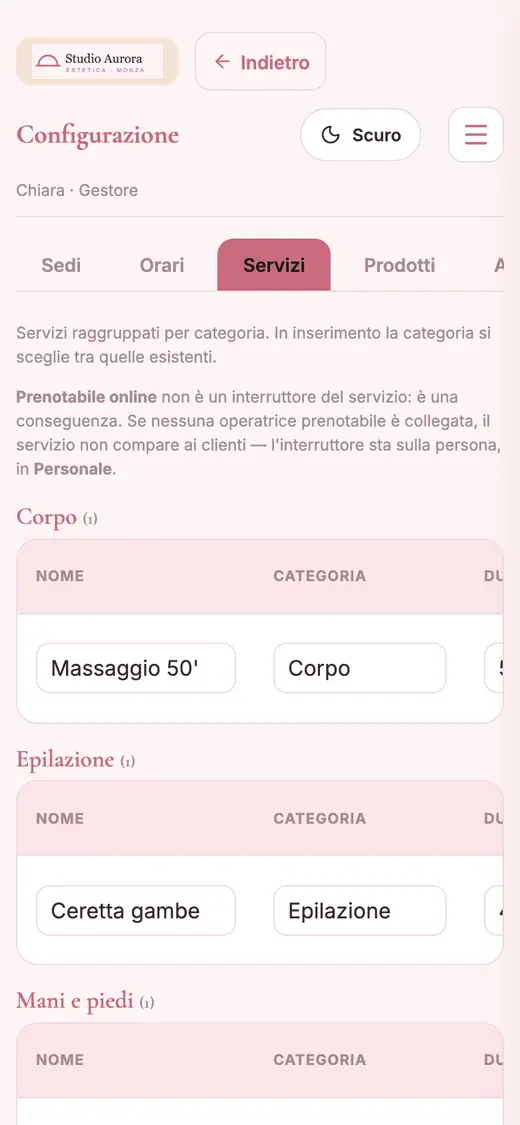 Il listino dei servizi, con durata, prezzo e «prenotabile online»
